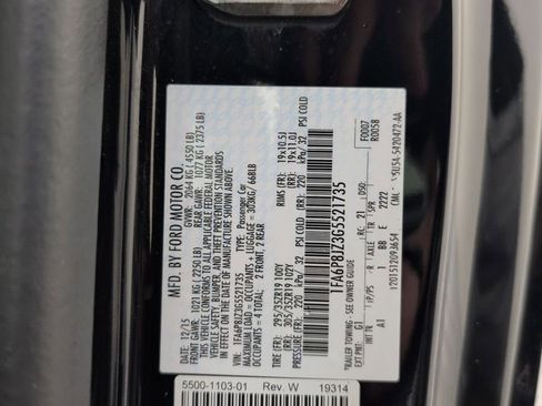 Used 2016 Ford Mustang Shelby GT350 w/ Track Package image 43