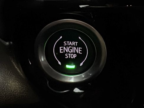 Used 2022 GMC Sierra 1500 Elevation w/ Elevation Premium Package image 17