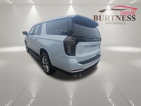 New 2026 Chevrolet Suburban Premier w/ Sun And Tow Package AWD/4WD image 5