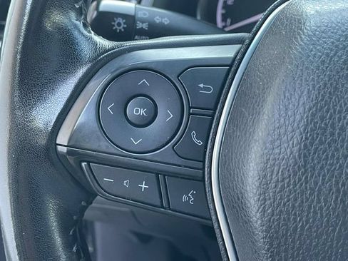 Used 2019 Toyota Camry SE FWD image 24