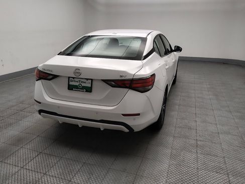 Used 2022 Nissan Sentra SV FWD image 9
