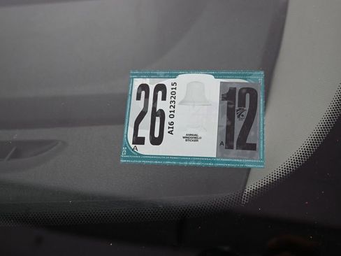 Used 2023 Ford Transit 350 XLT image 34