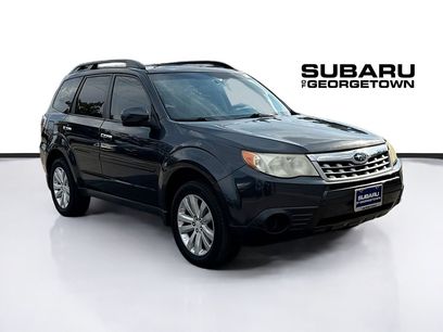 Used 2012 Subaru Forester 2.5X Premium w/ Popular Pkg 2