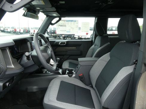 New 2026 Ford Bronco 2-Door AWD/4WD image 11