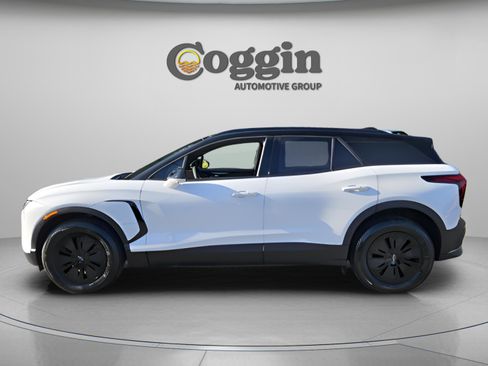 New 2025 Chevrolet Blazer EV LT w/ Midnight/Sport Edition image 2