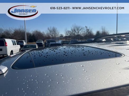 Used 2019 Chevrolet Tahoe LT image 12