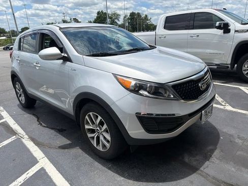 Used 2016 Kia Sportage LX AWD/4WD image 3