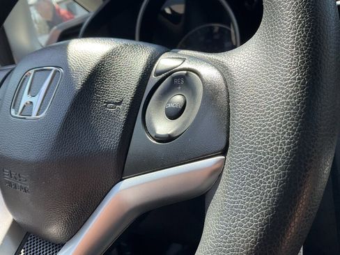 Used 2018 Honda Fit LX image 27