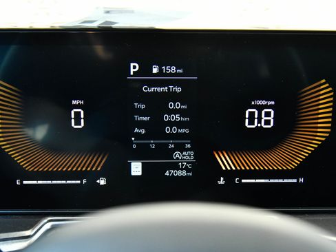 Used 2024 Kia Sorento S FWD image 36