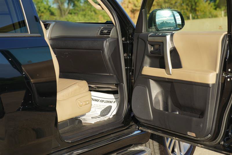 Used 2011 Toyota 4Runner Limited AWD/4WD image 59