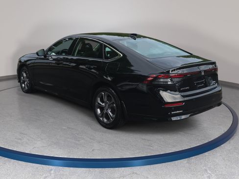 Used 2024 Honda Accord EX-L image 7