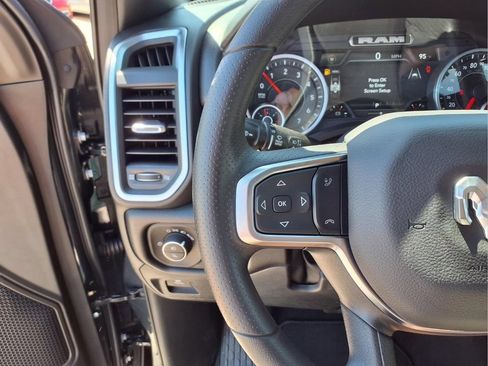 New 2026 RAM 1500 Express AWD/4WD image 21