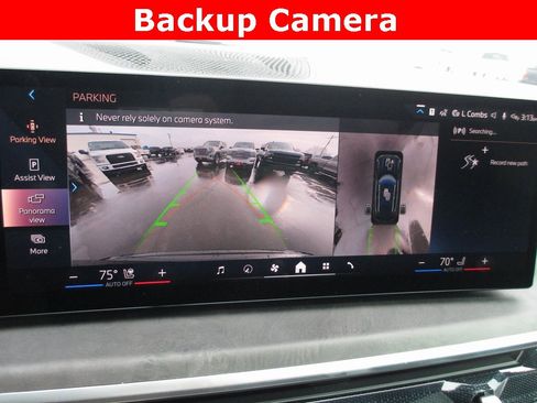 Used 2024 BMW X5 xDrive40i w/ Premium Package image 17