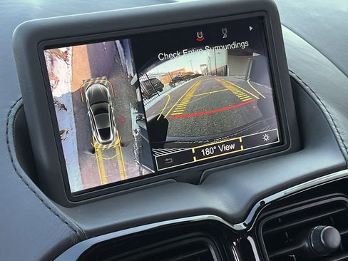 Used 2020 Aston Martin V8 Vantage Coupe image 25