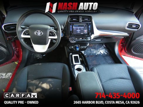 Used 2017 Toyota Prius Three w/ Carpet Mat Package FWD image 23