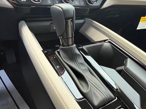 New 2026 Honda Accord EX-L image 27