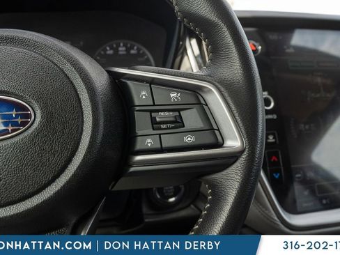 Used 2025 Subaru Outback Premium AWD/4WD image 11