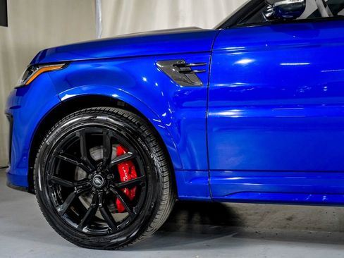 Used 2022 Land Rover Range Rover Sport SVR Carbon Edition image 12