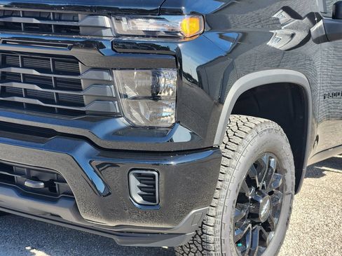 New 2026 Chevrolet Silverado 2500 Custom w/ Custom Blackout Package AWD/4WD image 6