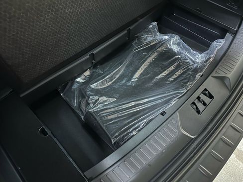 Certified 2025 Ford Explorer ST image 27