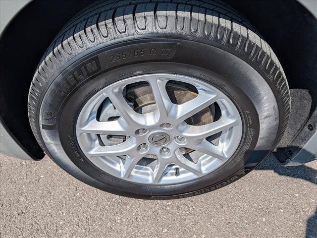 Used 2022 Chrysler Pacifica Touring-L w/ Uconnect Theater Family Group FWD image 9