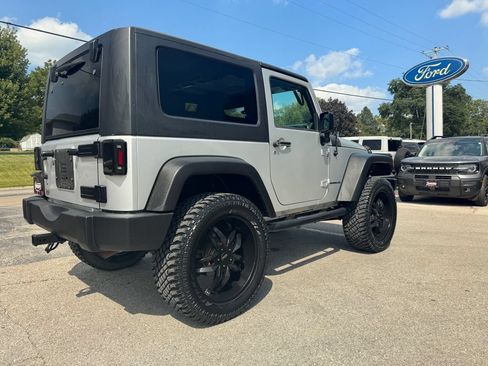 Used 2008 Jeep Wrangler X AWD/4WD image 5