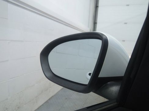 Used 2018 Buick Regal Preferred image 23