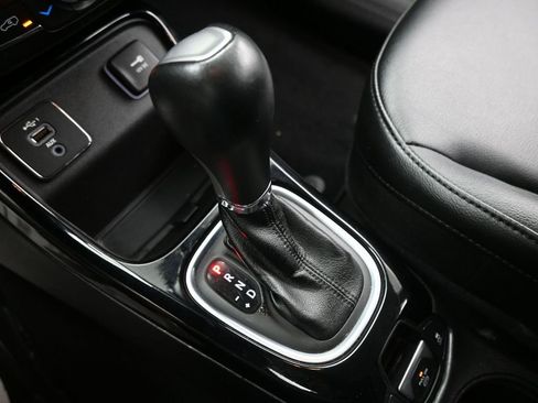 Used 2020 Jeep Compass Latitude image 14