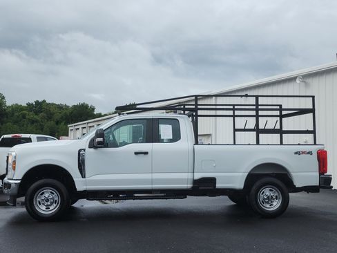 Used 2024 Ford F250 XL w/ Snow Plow Prep Package AWD/4WD image 2