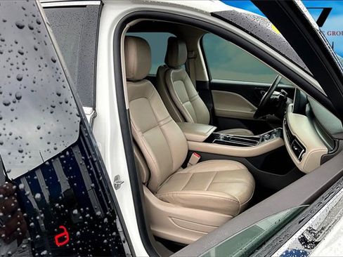 Used 2020 Lincoln Aviator 2WD image 7