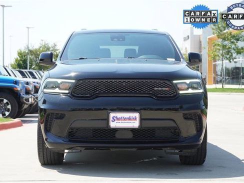 Certified 2023 Dodge Durango SXT w/ SXT Blacktop Group image 2