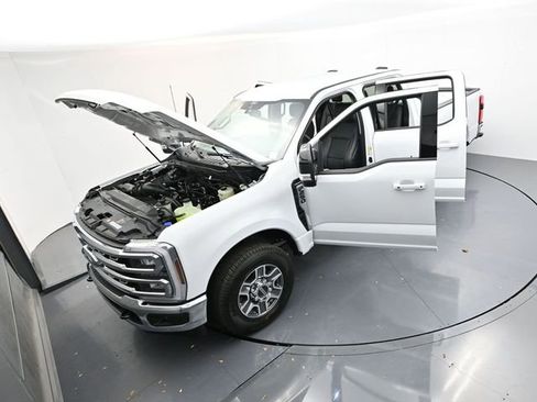 New 2026 Ford F250 Lariat RWD image 36