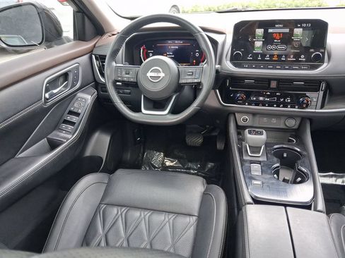 Used 2022 Nissan Rogue Platinum w/ Head-Up Display Package FWD image 10