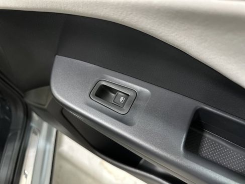 New 2026 Volkswagen Taos SE image 39