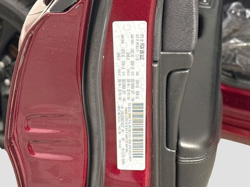 Used 2017 Jeep Grand Cherokee Altitude image 40