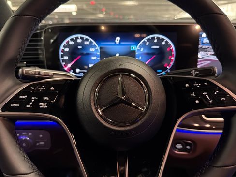 New 2026 Mercedes-Benz GLS 450 4MATIC image 24