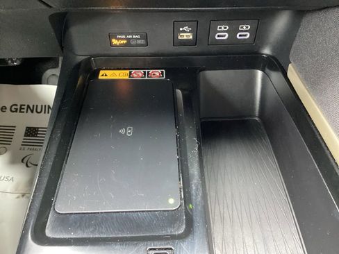 Used 2025 Toyota Camry LE image 16