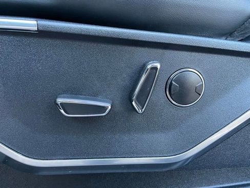 Used 2022 Ford F150 Raptor w/ Equipment Group 801A High image 10