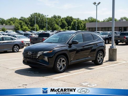 Used 2025 Hyundai Tucson SEL FWD image 1