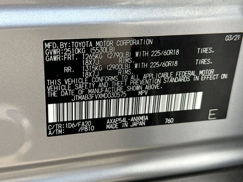 Used 2021 Toyota RAV4 SE w/ Weather & Moonroof Package AWD/4WD image 38