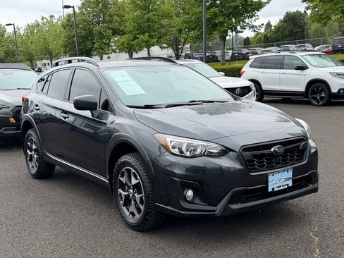 Used 2018 Subaru Crosstrek 2.0i Premium w/ Popular Package #3 AWD/4WD image 2