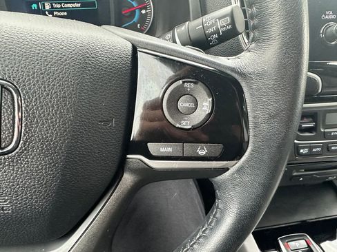 Used 2020 Honda Pilot Touring image 22