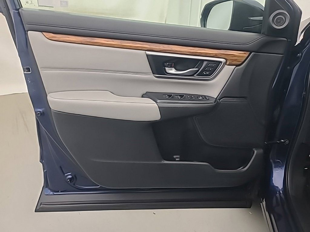 Used 2019 Honda CR-V Touring image 24