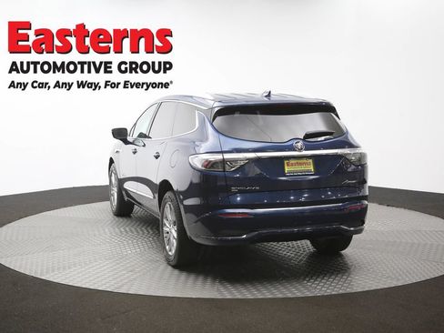 Used 2022 Buick Enclave Avenir w/ Avenir Technology Package AWD/4WD image 39