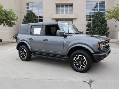 Used 2024 Ford Bronco Outer Banks AWD/4WD image 1