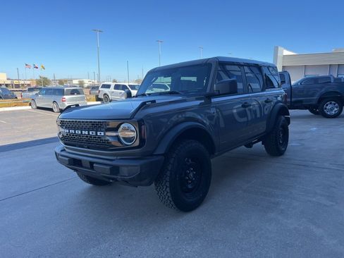 New 2026 Ford Bronco Big Bend image 3