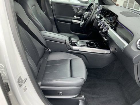 Used 2023 Mercedes-Benz GLB 250 4MATIC image 20