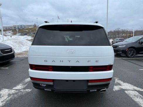Used 2024 Hyundai Santa Fe Limited image 4