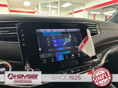 Used 2024 Jeep Wagoneer 4WD w/ Premium Group I image 22