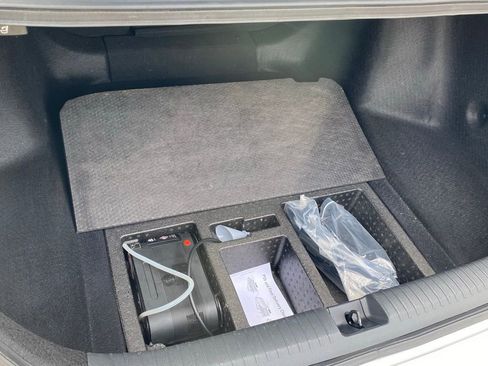 Used 2024 Honda Accord Sport image 12